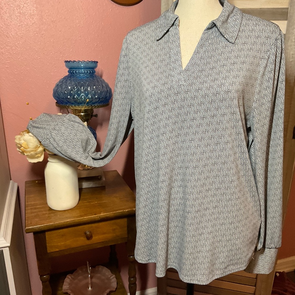 Adrianna Papell Blue Patterned Long-Sleeve Blouse